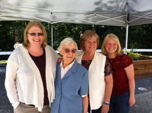 Trish, Grandma, Aunt Mary Anne, and Nina